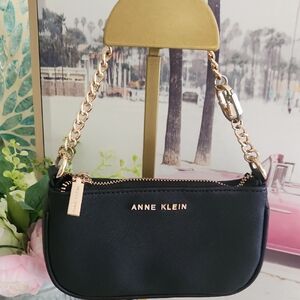 Anne Klein Black Shoulder Bag with Gold Chain